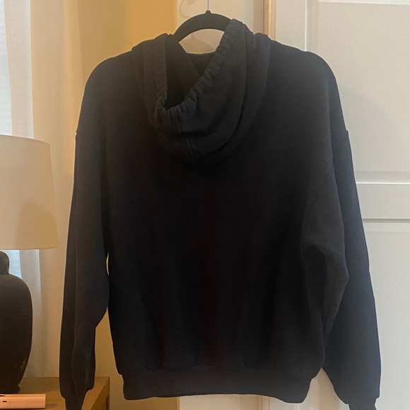 ALO Yoga accolade Black Hoodie - Picture 2 of 2